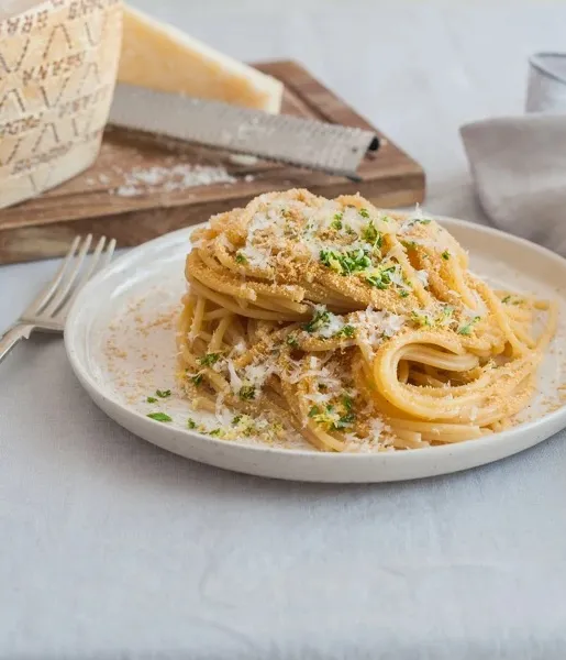 Parmesan gemalen of schilfers